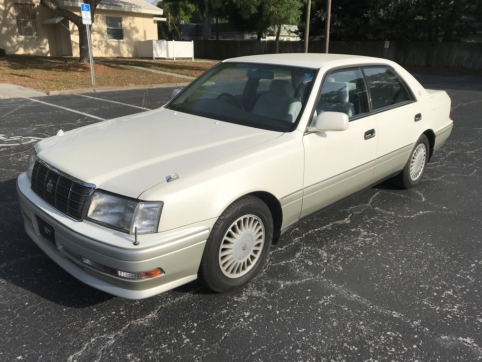 1995 Toyota Crown 10th Gen - Image 9 of 31