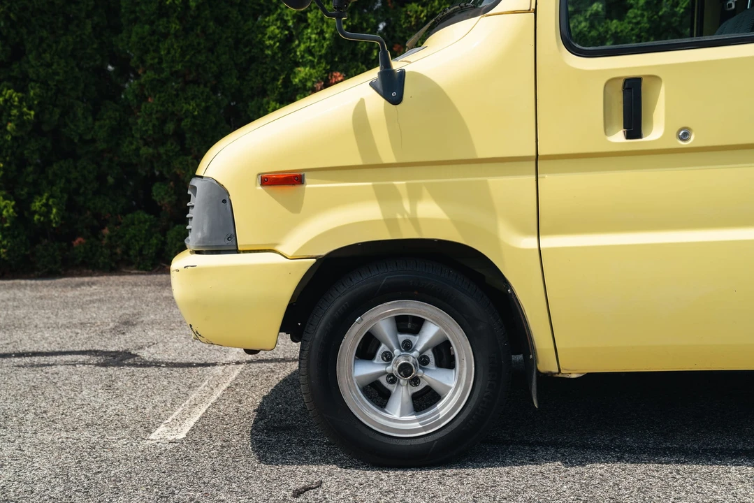 1995 Toyota - Image 18 of 31