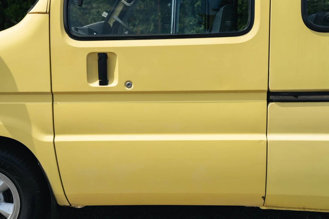 1995 Toyota - Image 21 of 31