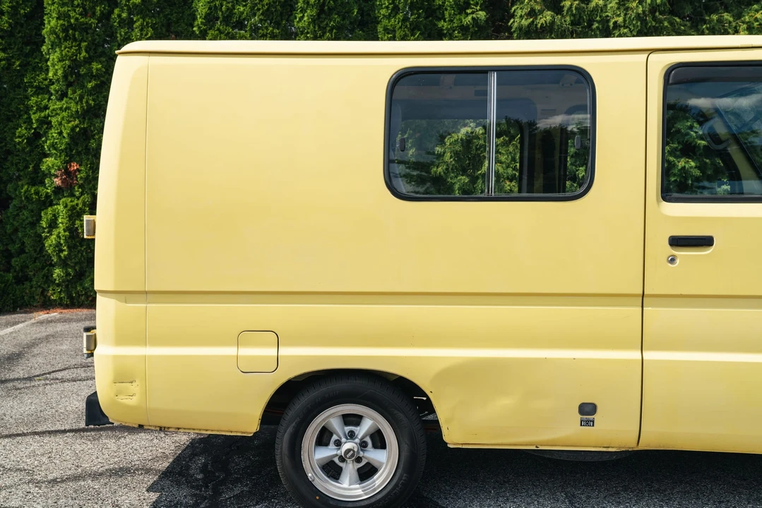 1995 Toyota - Image 15 of 31