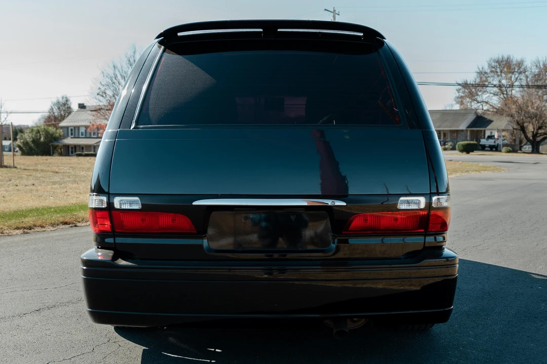 1995 Toyota Previa/Estima 1st Gen - Image 5 of 31
