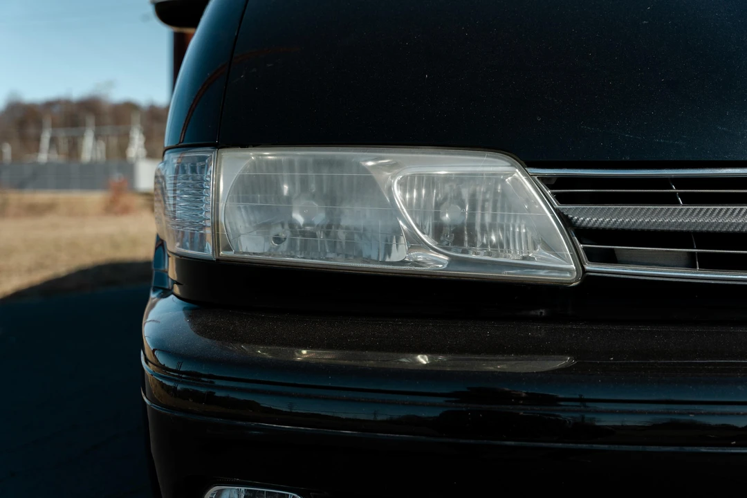 1995 Toyota Previa/Estima 1st Gen - Image 10 of 31