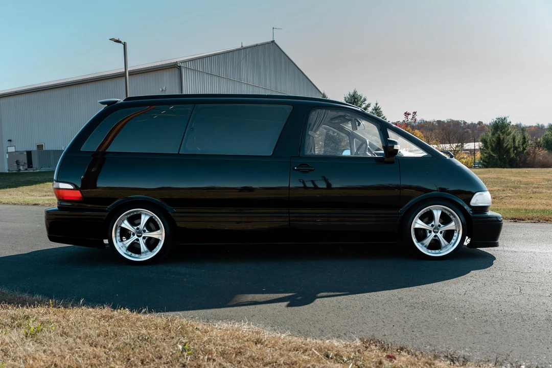 1995 Toyota Previa/Estima 1st Gen - Image 8 of 31