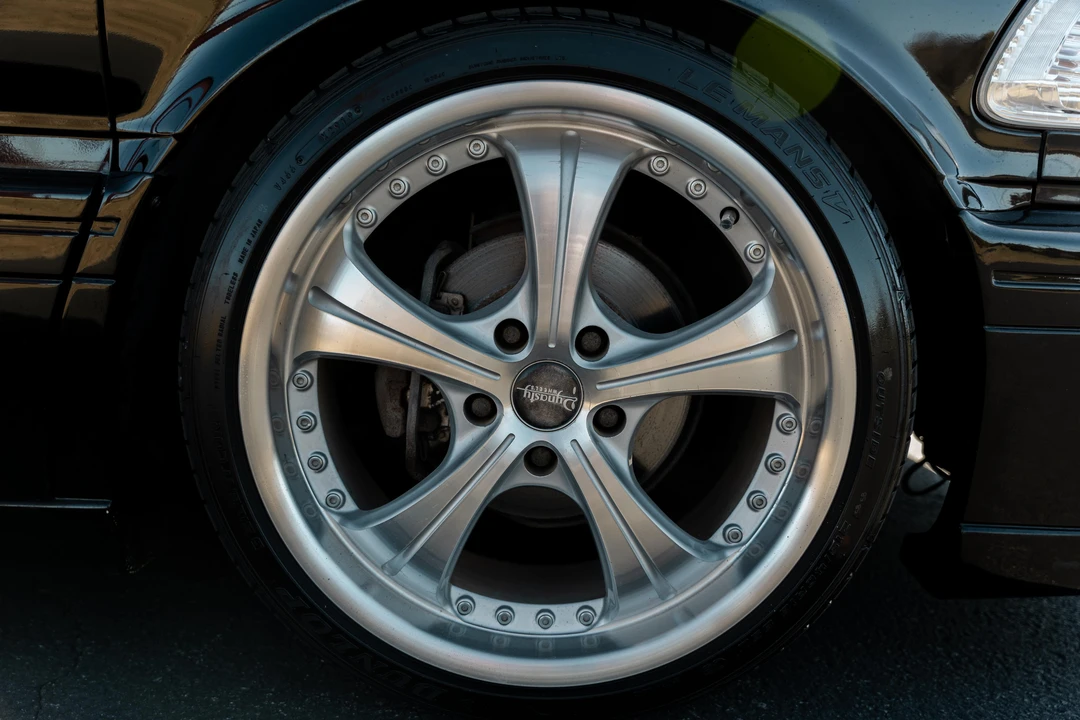 1995 Toyota Previa/Estima 1st Gen - Image 24 of 31
