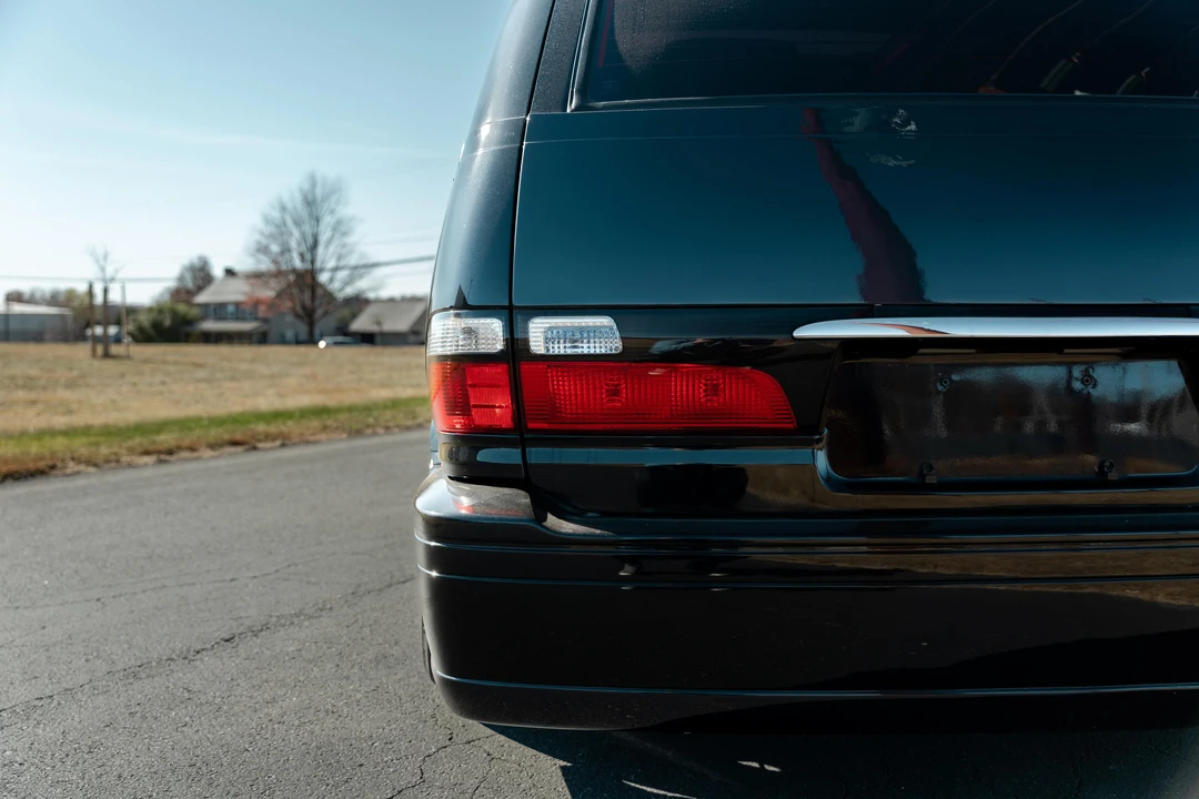 1995 Toyota Previa/Estima 1st Gen - Image 17 of 31