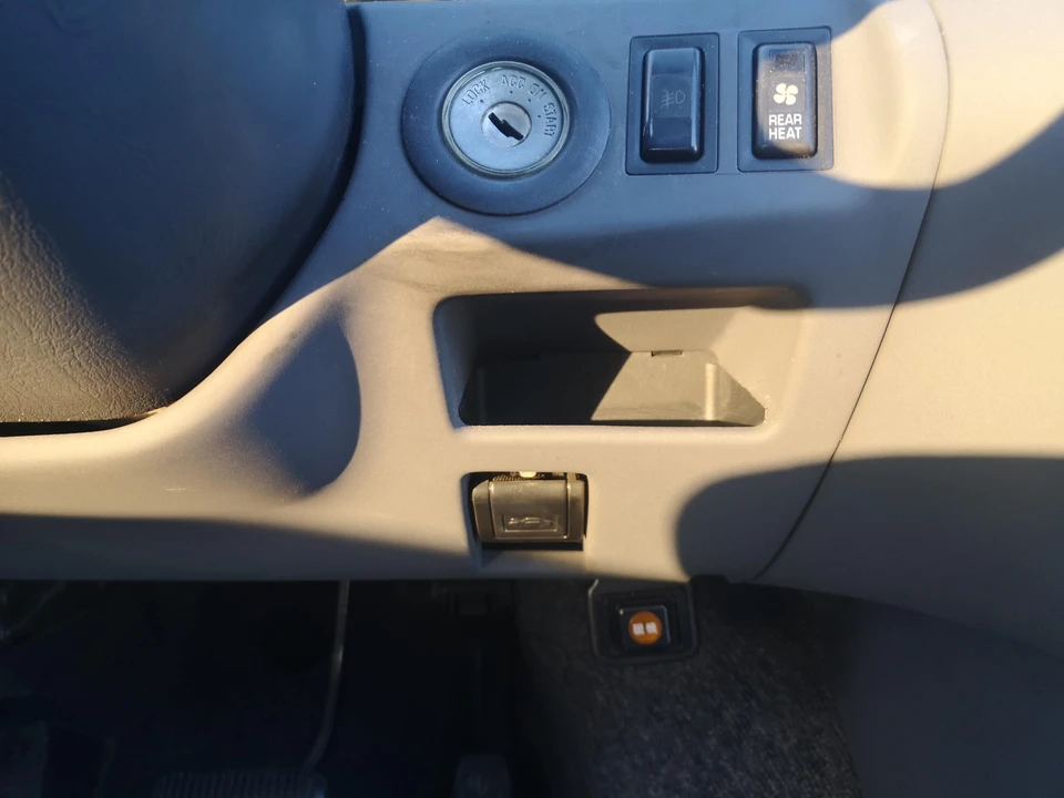 1995 Toyota Previa/Estima 1st Gen - Image 29 of 31