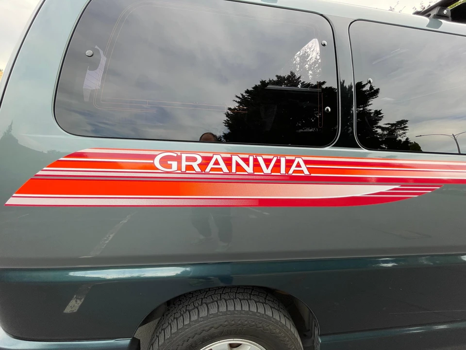 1995 Toyota Granvia 4th Gen - Image 24 of 31