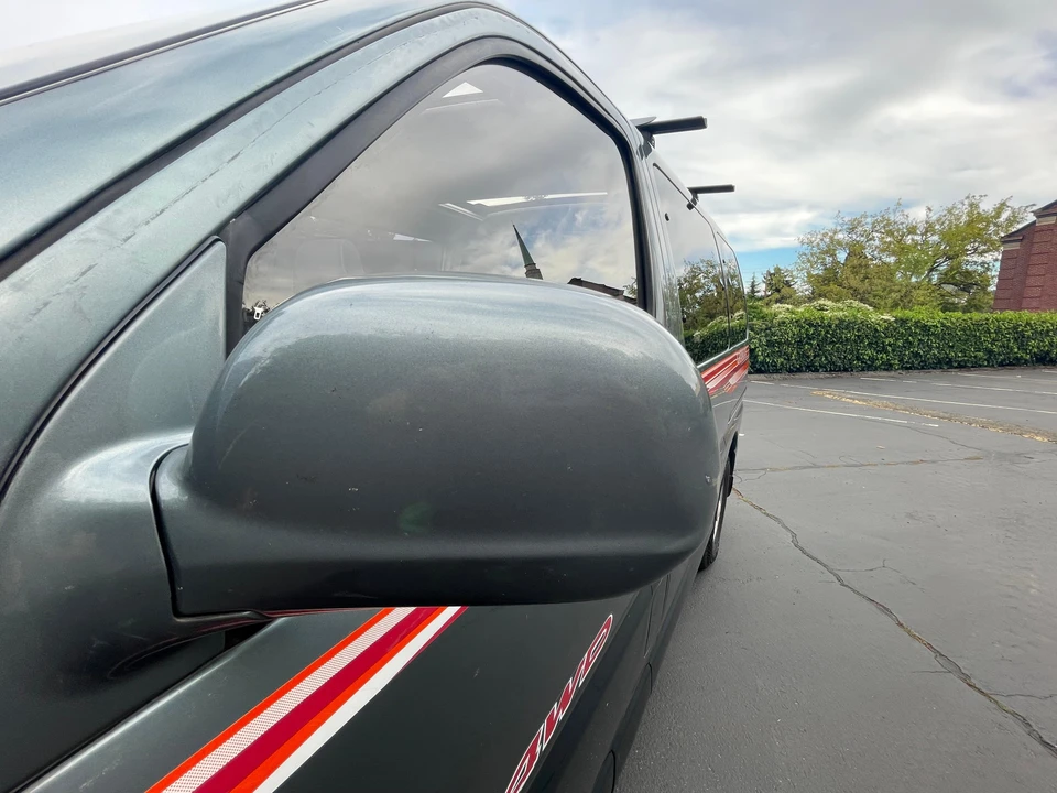 1995 Toyota Granvia 4th Gen - Image 15 of 31