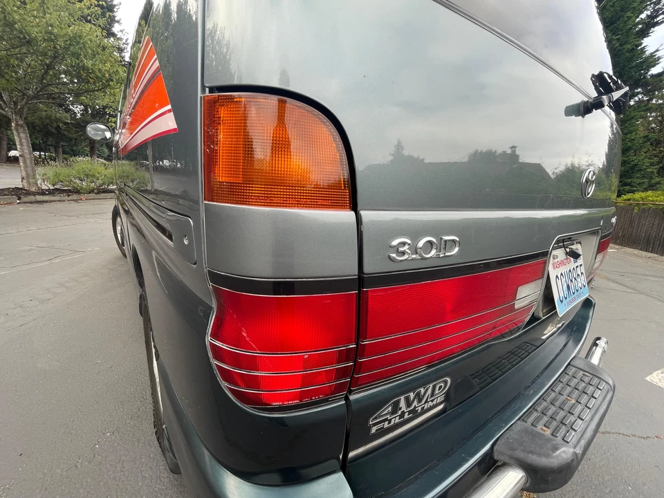 1995 Toyota Granvia 4th Gen - Image 18 of 31