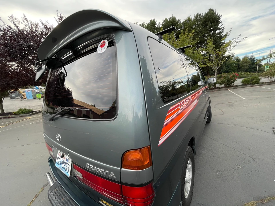 1995 Toyota Granvia 4th Gen - Image 21 of 31