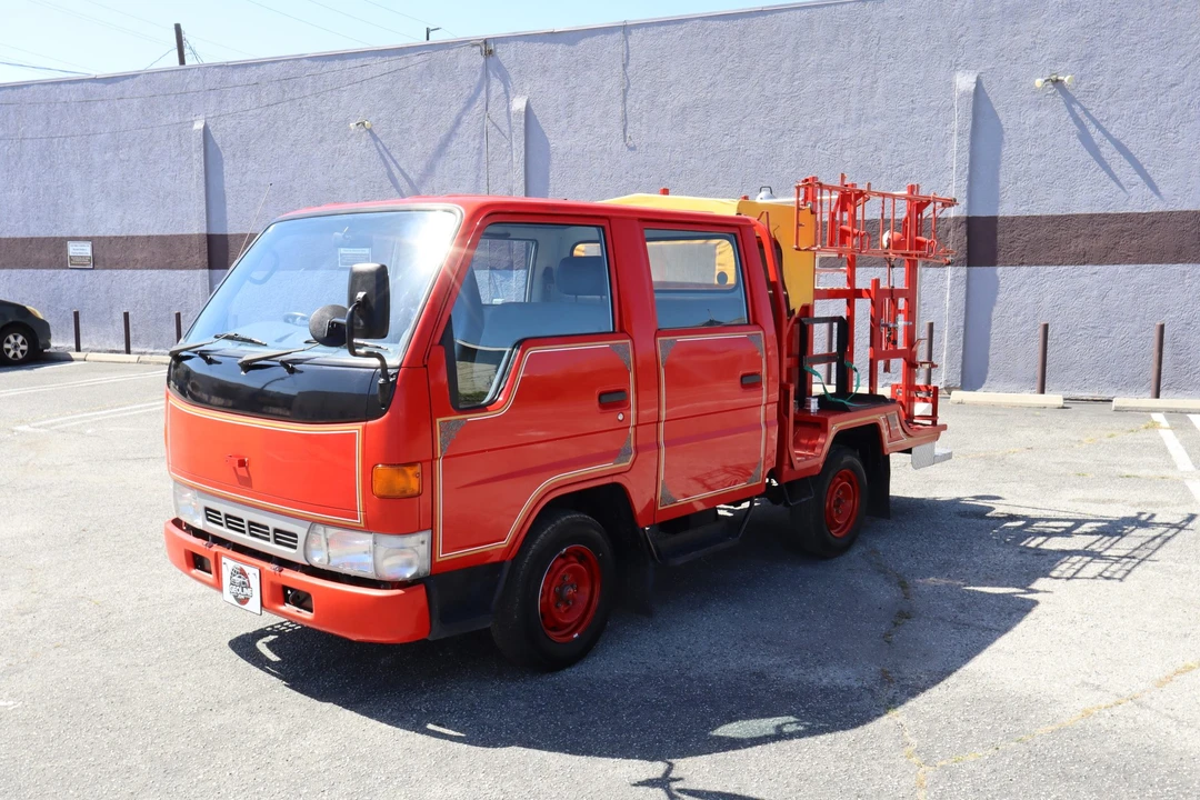 1995 Toyota HiAce 4th Gen - Image 6 of 31