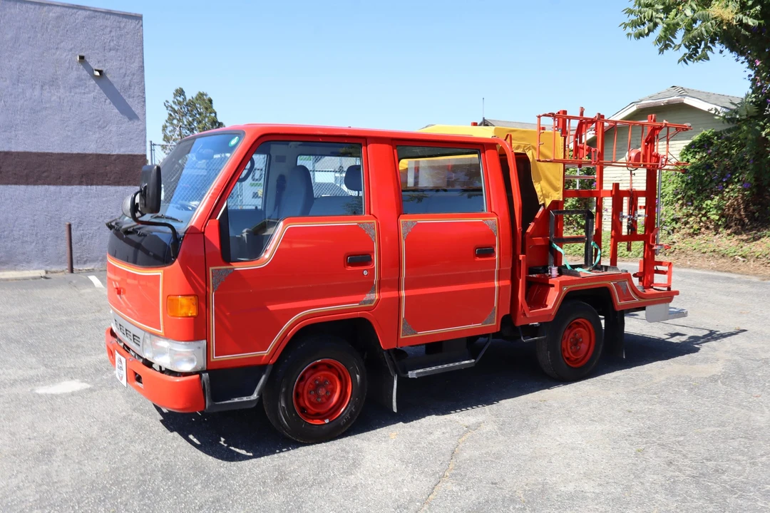 1995 Toyota HiAce 4th Gen - Image 9 of 31