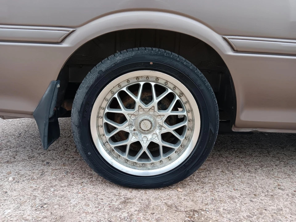 1995 Toyota HiAce 4th Gen - Image 21 of 31