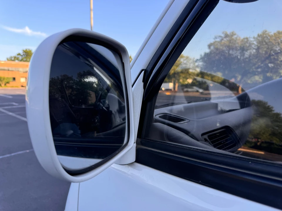 1995 Toyota HiAce 4th Gen - Image 31 of 31
