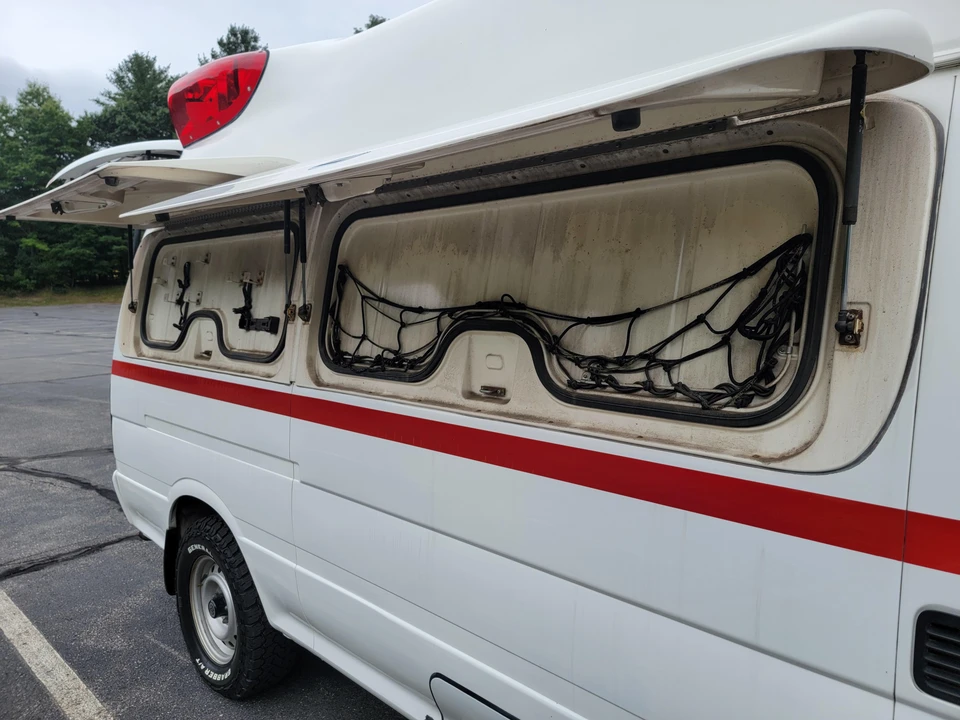 1995 Toyota HiMedic 4th Gen - Image 15 of 31