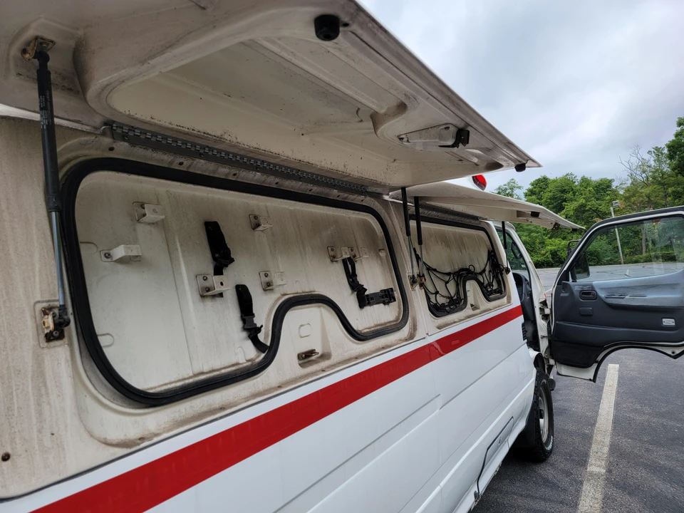 1995 Toyota HiMedic 4th Gen - Image 14 of 31