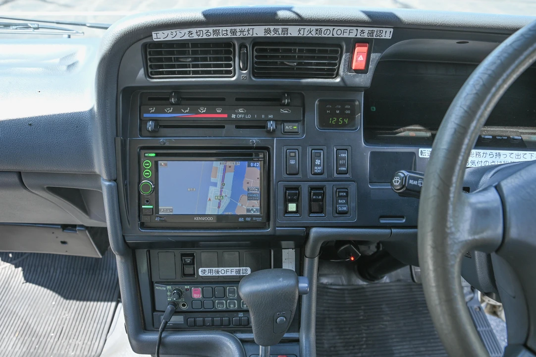 1995 Toyota HiMedic 4th Gen - Image 30 of 31