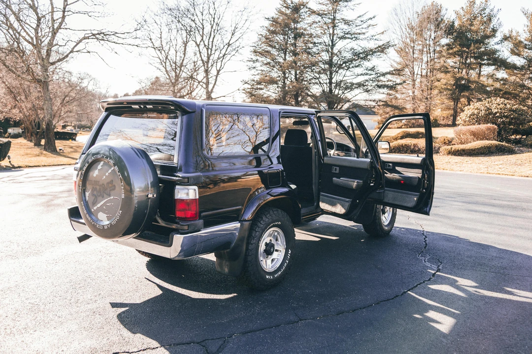 1995 Toyota Hilux 5th Gen - Image 12 of 31