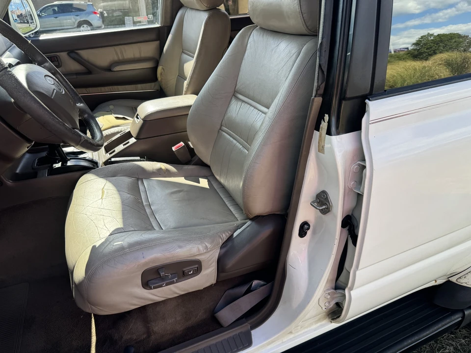 1995 Toyota J80 Land Cruiser - Image 15 of 21