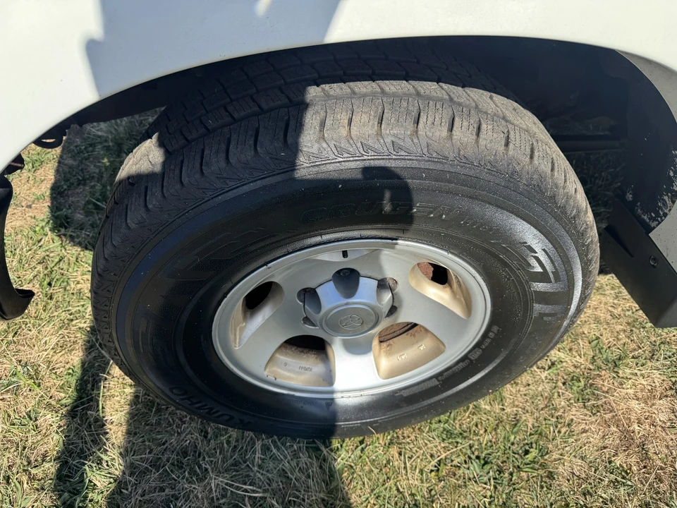 1995 Toyota J80 Land Cruiser - Image 14 of 21