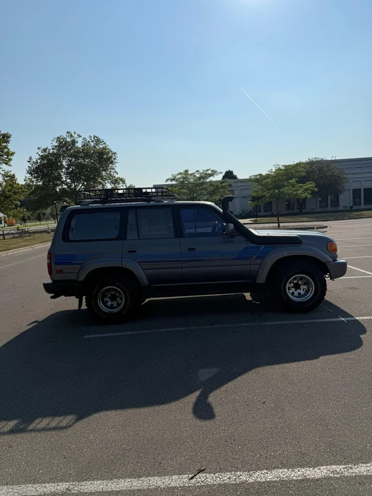 1995 Toyota J80 Land Cruiser - Image 5 of 23