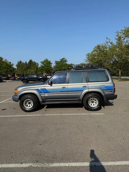 1995 Toyota J80 Land Cruiser - Image 4 of 23