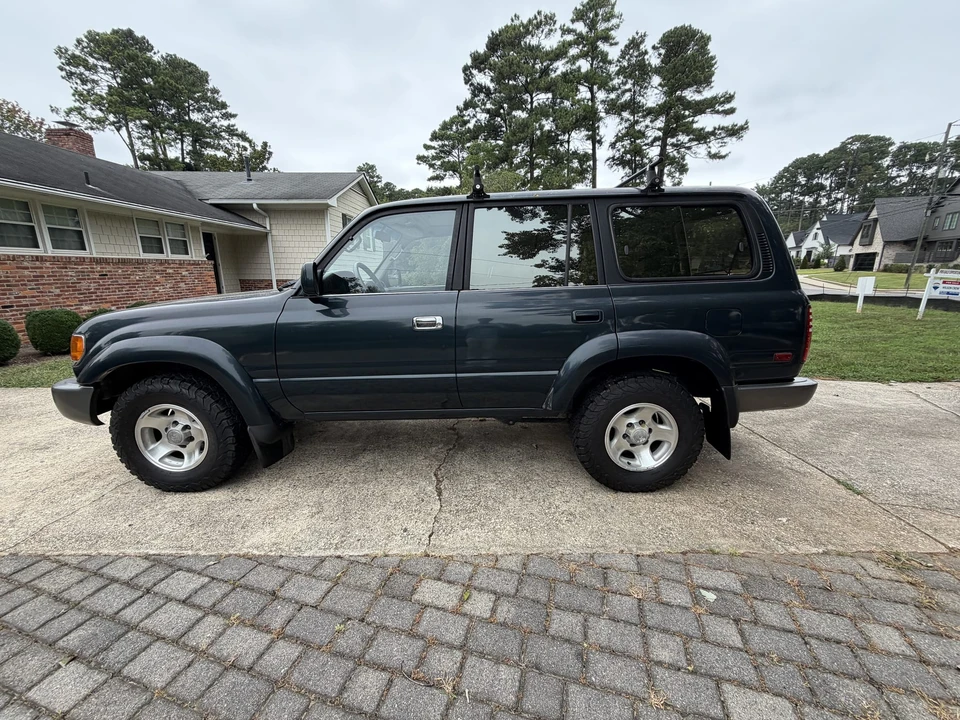 1995 Toyota J80 Land Cruiser - Image 4 of 31