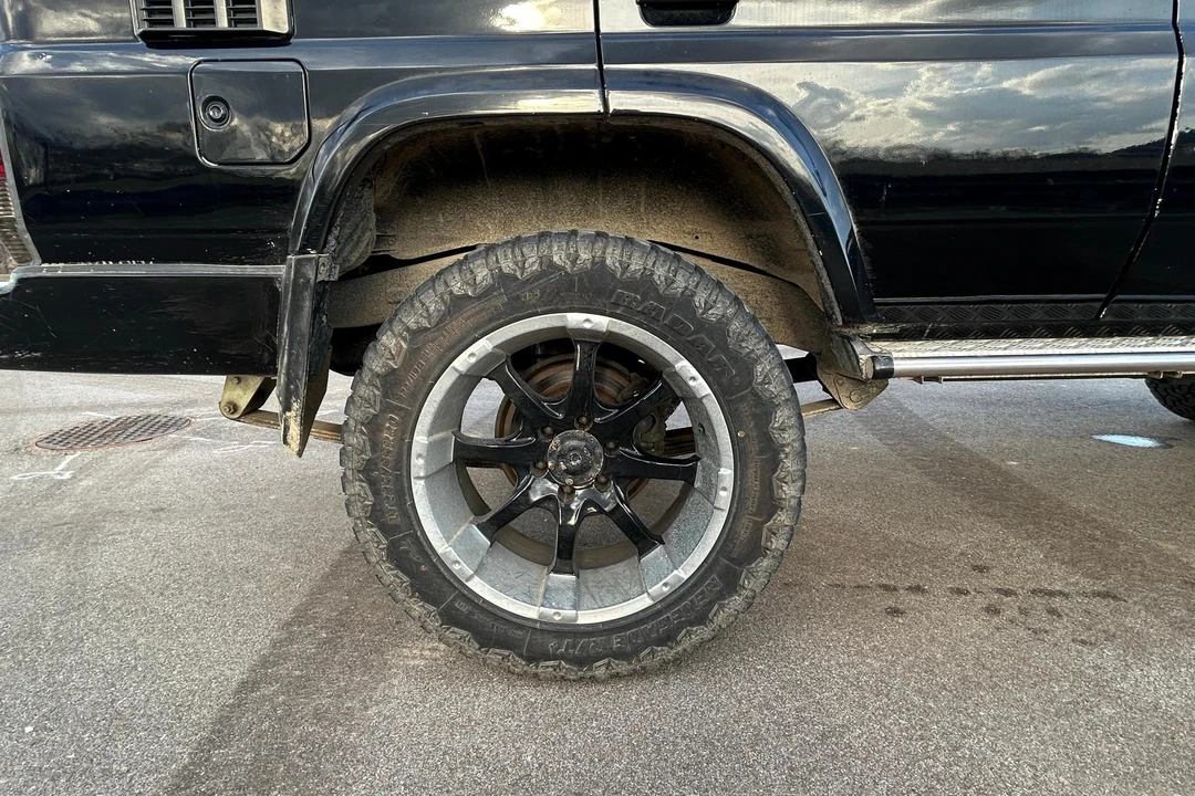 1995 Toyota J70 Land Cruiser - Image 20 of 29