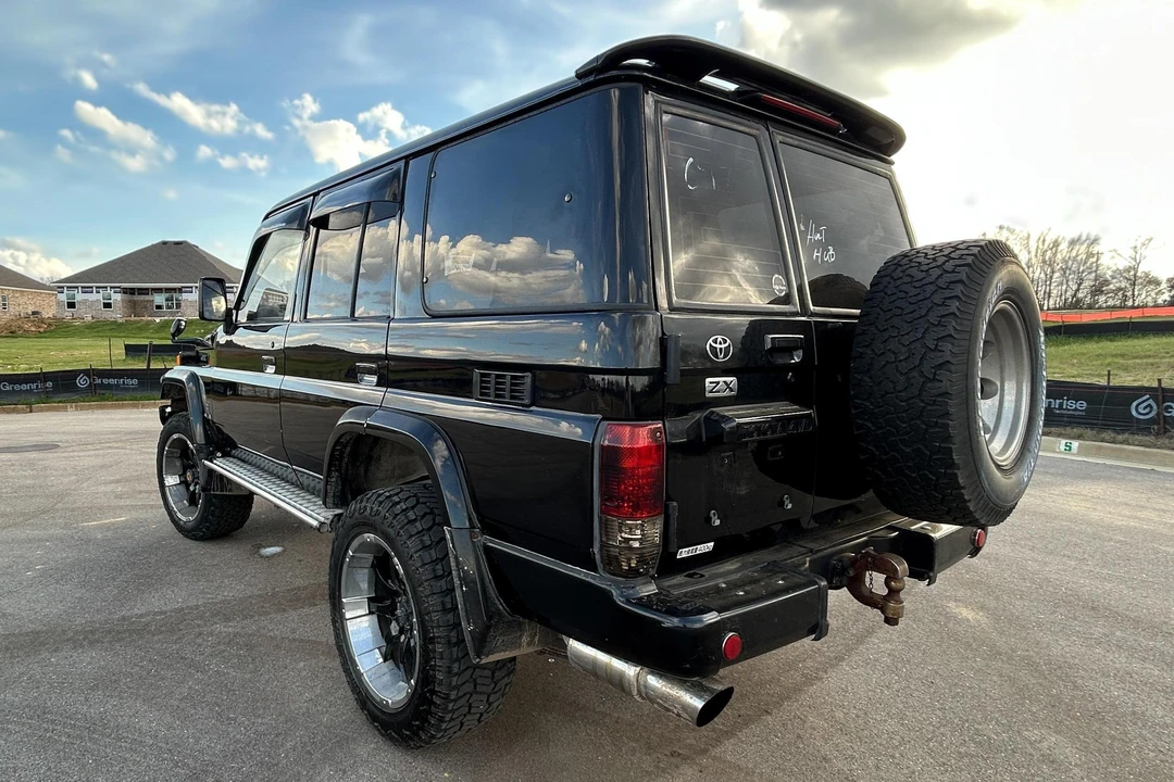 1995 Toyota J70 Land Cruiser - Image 4 of 29