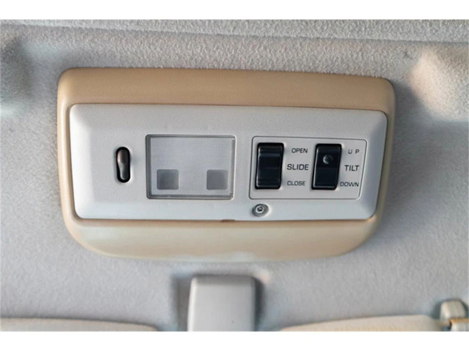 1995 Toyota J80 Land Cruiser - Image 23 of 31