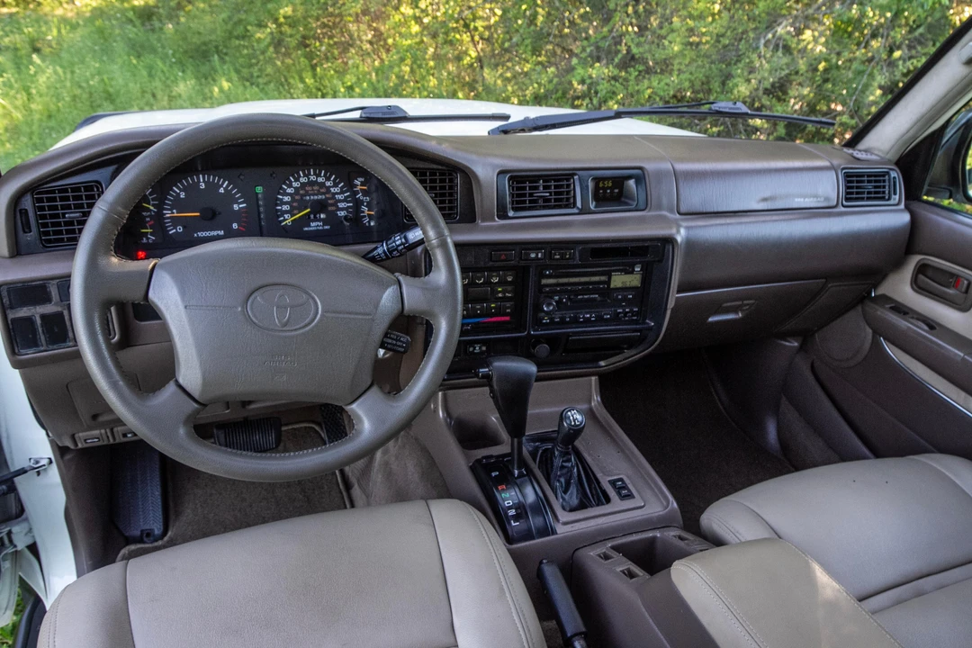 1995 Toyota J80 Land Cruiser - Image 30 of 31
