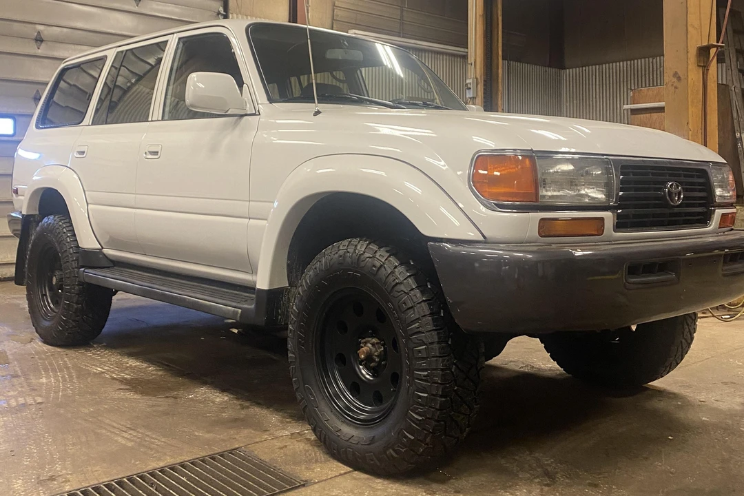 1995 Toyota J80 Land Cruiser - Image 10 of 31