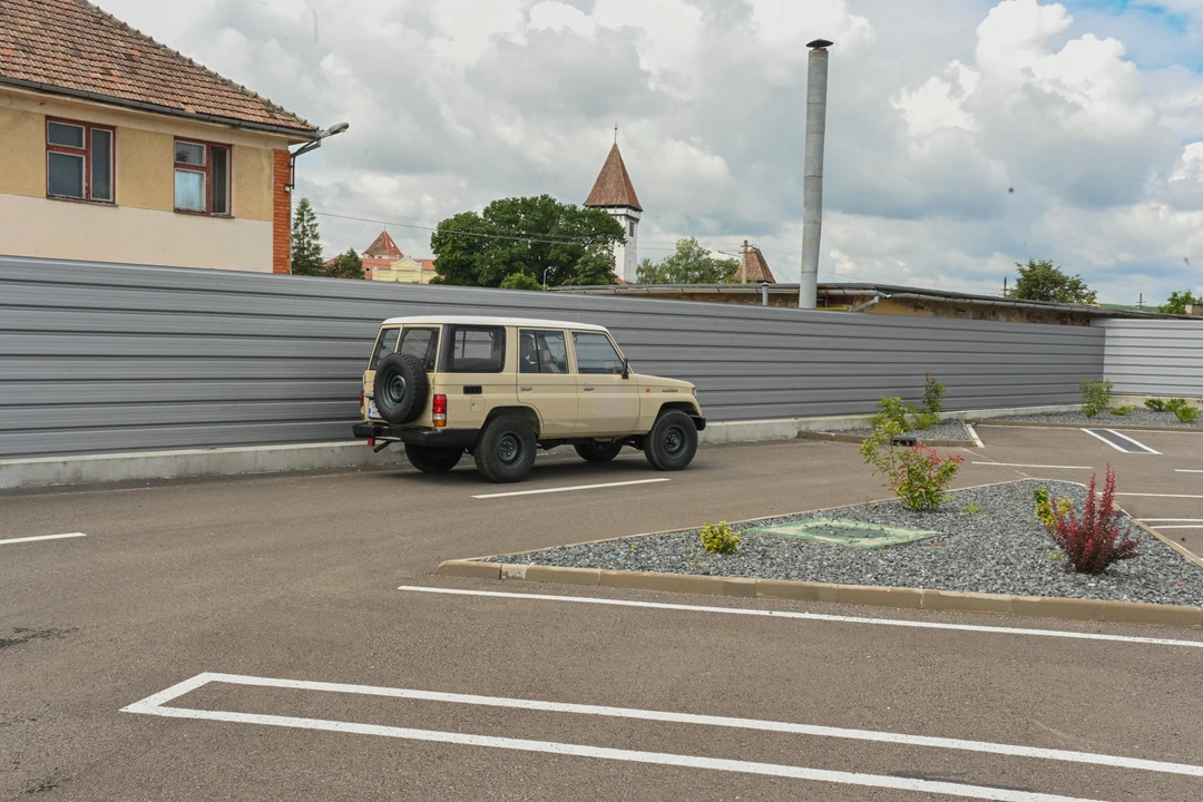 1995 Toyota J70 Land Cruiser - Image 19 of 31