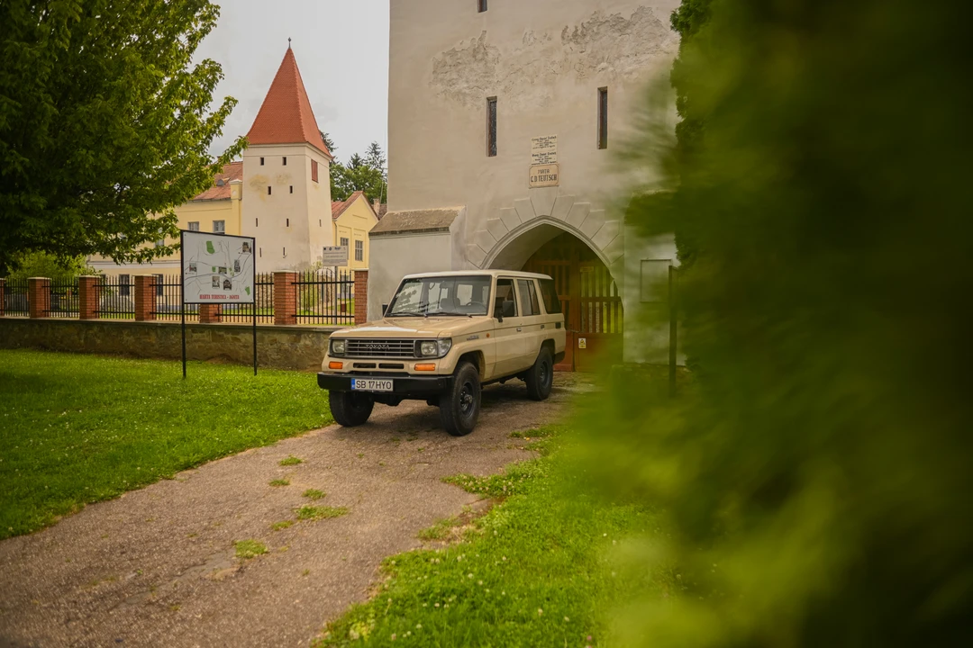 1995 Toyota J70 Land Cruiser - Image 27 of 31