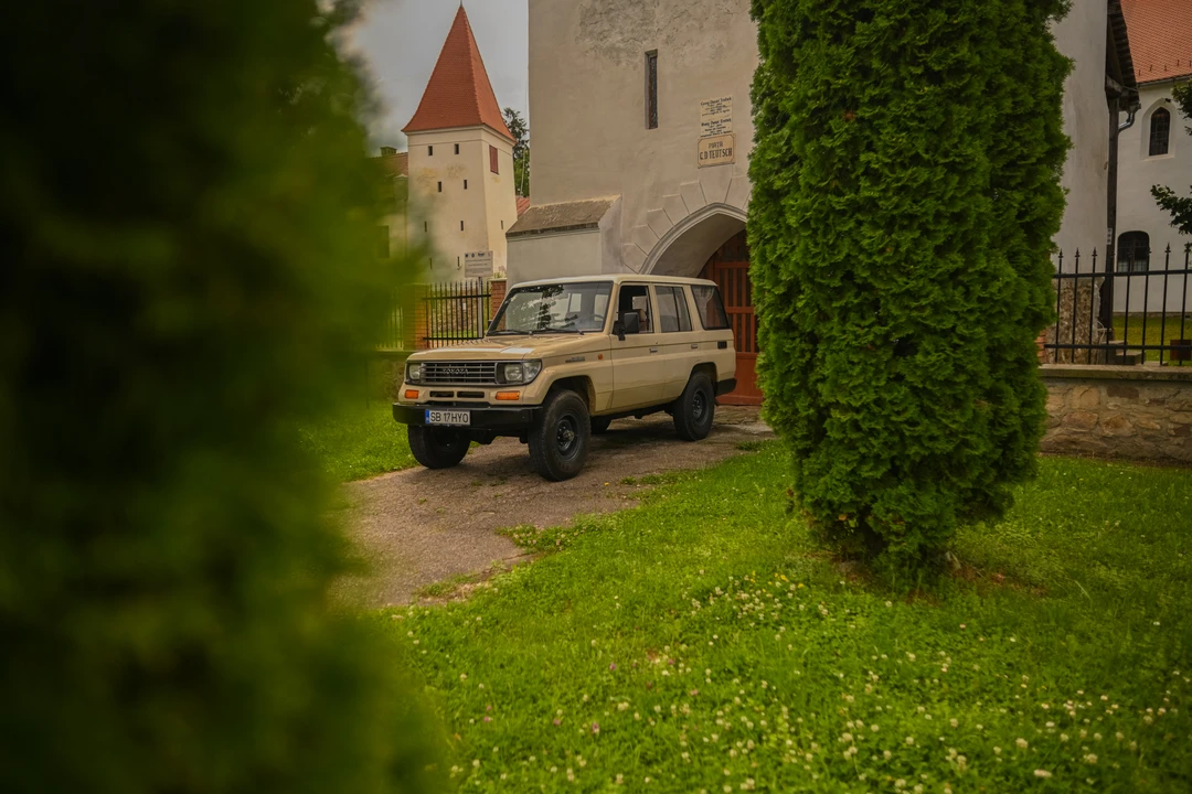 1995 Toyota J70 Land Cruiser - Image 28 of 31