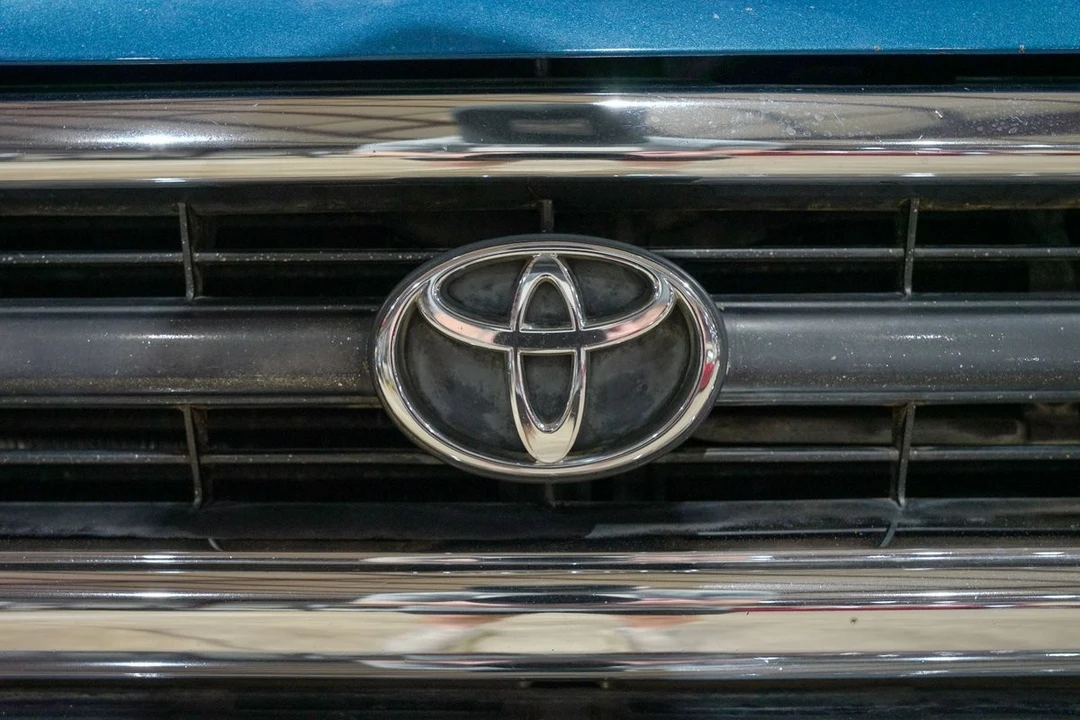 1995 Toyota Hilux 5th Gen - Image 21 of 31