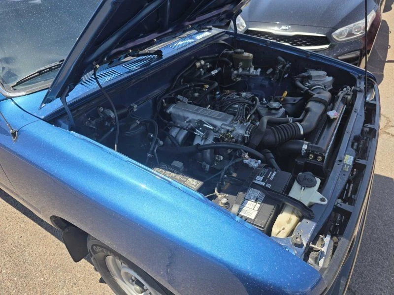 1995 Toyota Hilux 5th Gen - Image 13 of 15