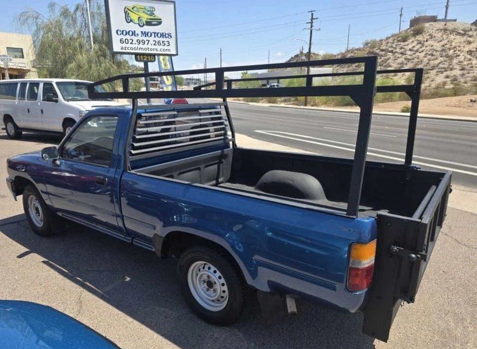 1995 Toyota Hilux 5th Gen - Image 4 of 15