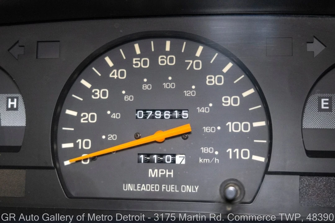 1995 Toyota Hilux 5th Gen - Image 16 of 31