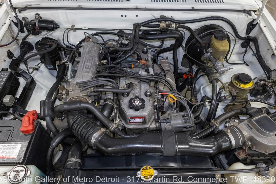 1995 Toyota Hilux 5th Gen - Image 18 of 31