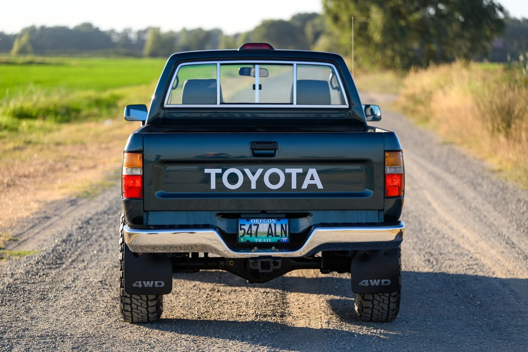 1995 Toyota Tacoma 1st Gen - Image 28 of 31