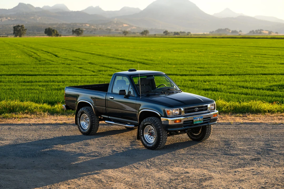 1995 Toyota Tacoma 1st Gen - Image 10 of 31