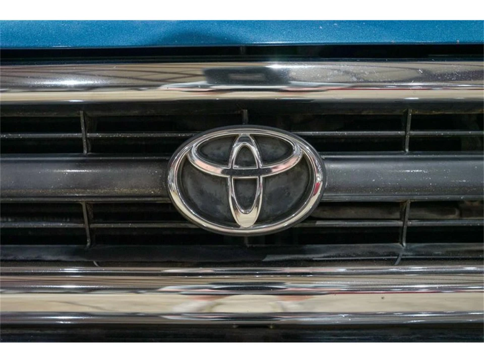 1995 Toyota Hilux 5th Gen - Image 21 of 31