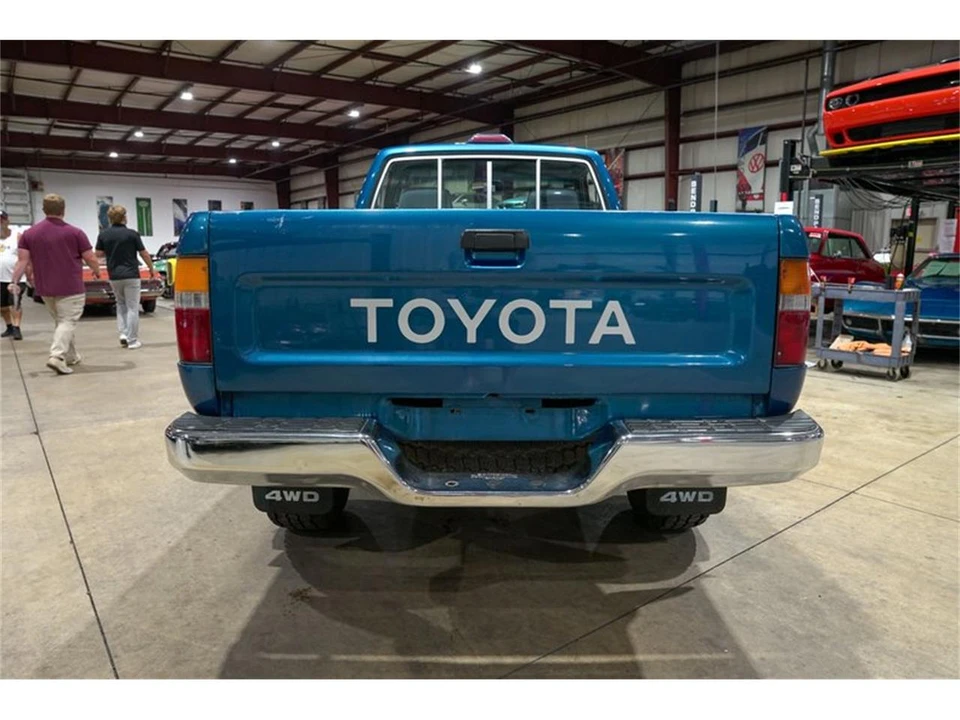 1995 Toyota Hilux 5th Gen - Image 7 of 31