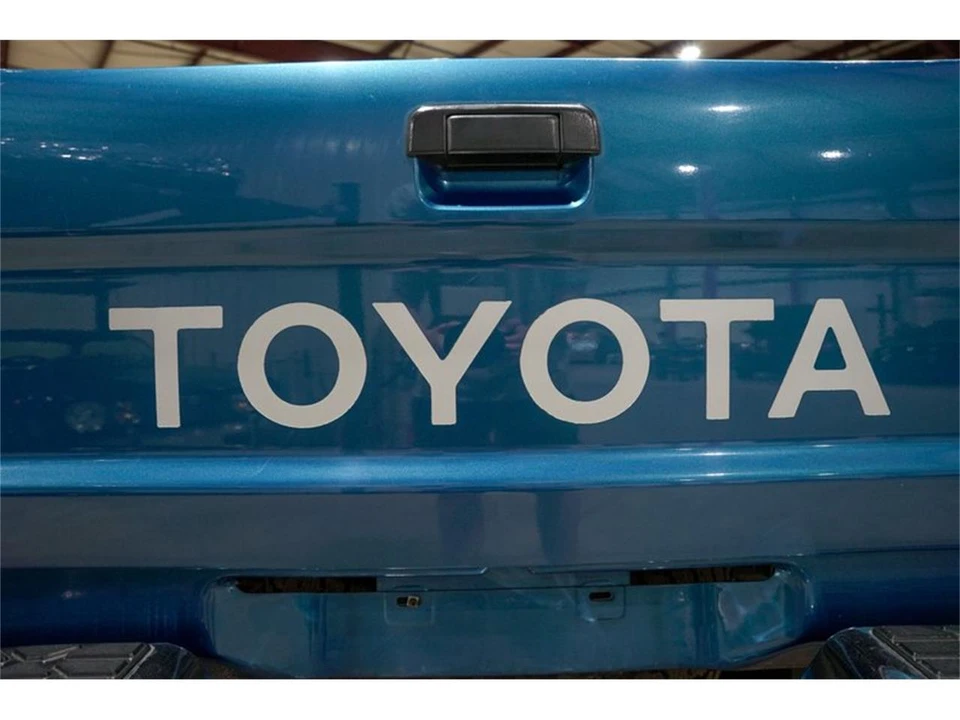 1995 Toyota Hilux 5th Gen - Image 22 of 31