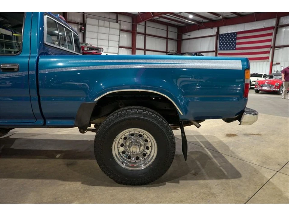 1995 Toyota Hilux 5th Gen - Image 5 of 31