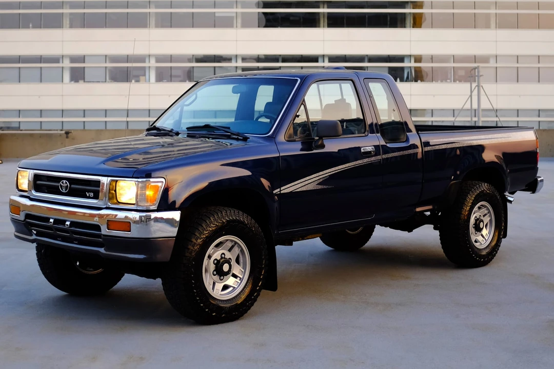 1995 Toyota Tacoma 1st Gen - Image 2 of 31