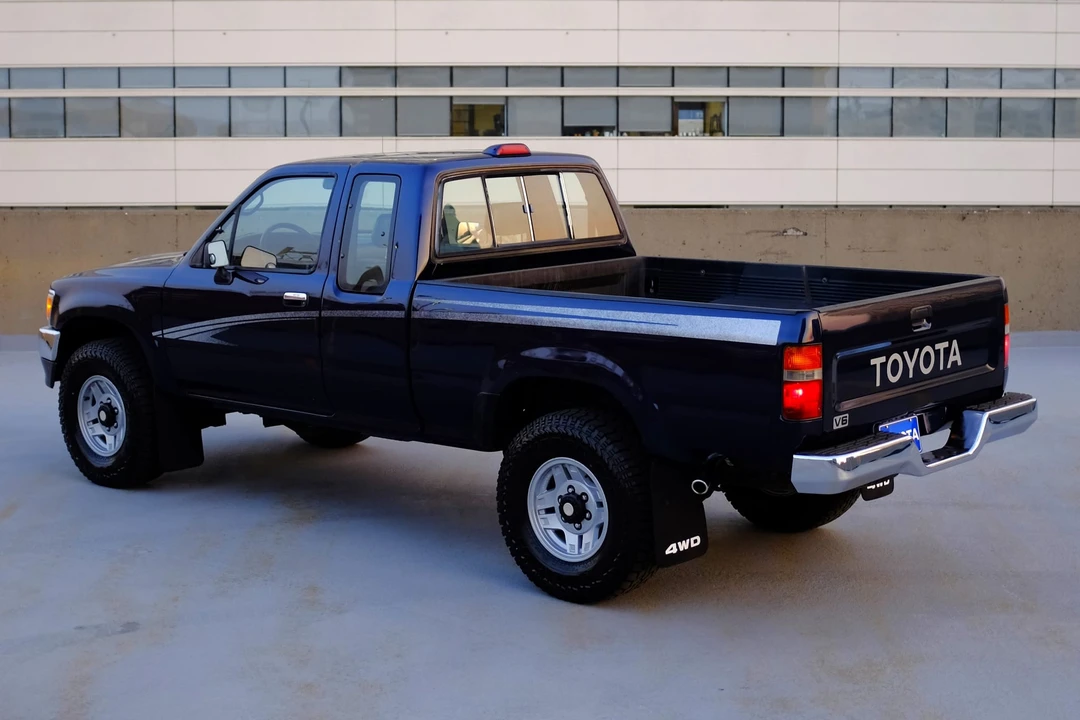 1995 Toyota Tacoma 1st Gen - Image 11 of 31