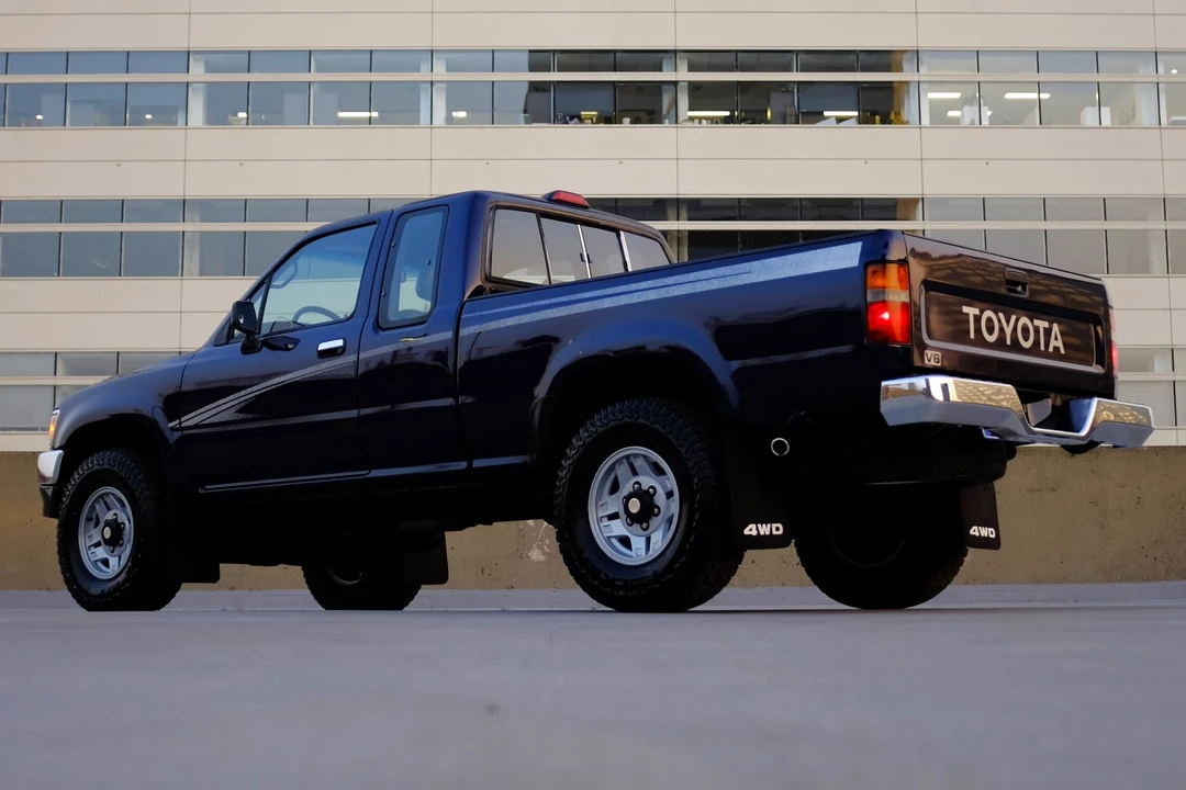1995 Toyota Tacoma 1st Gen - Image 12 of 31