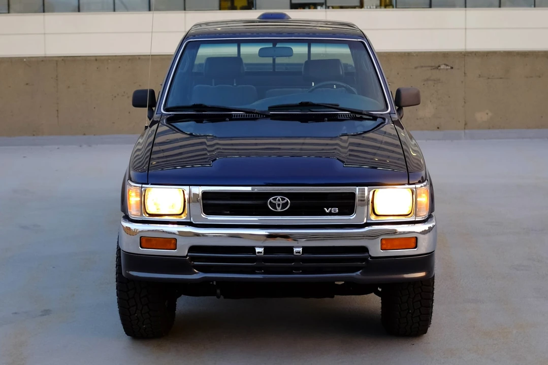 1995 Toyota Tacoma 1st Gen - Image 27 of 31
